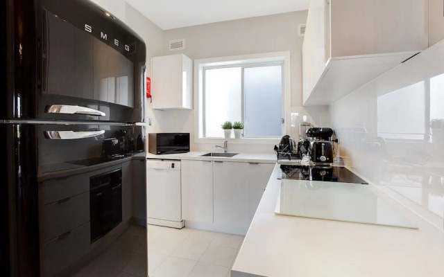 Louisa Court, 4/49 Donald Street