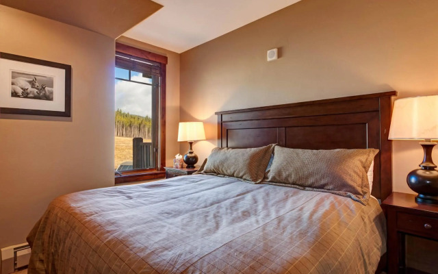 Crystal Peak Lodge by Summit County Mountain Retreats