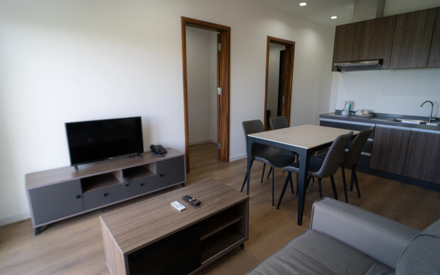 Mangrove Place and ResidencesbyHiverooms