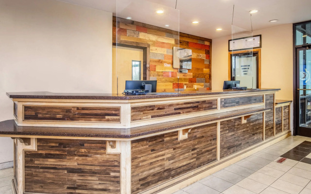 Econo Lodge Naval Station Norfolk