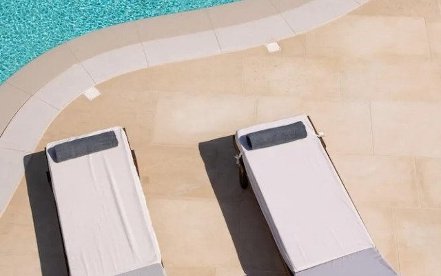 Island Times Villa by Unique Villas Collection