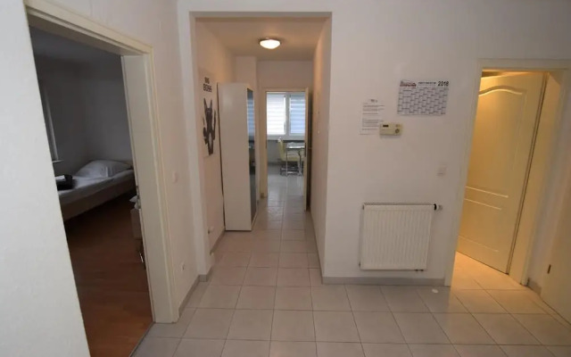 AB Apartment 25