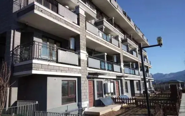 V-Live Wtown Resorts