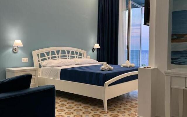 Antica Dimora Del Mare - Luxury Suite
