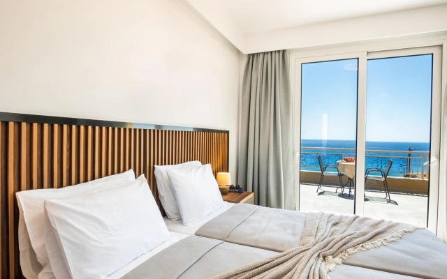 Apolis Beachscape Hotel