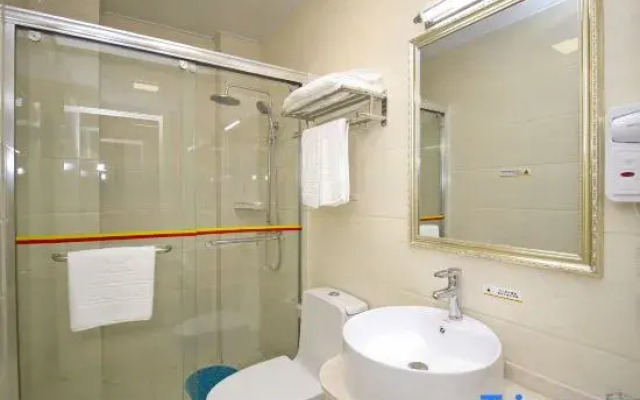 Super 8 Hotel (Hefei Mingchuan Road)