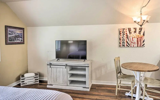 Central Creekfront Spearfish Apt by City Park