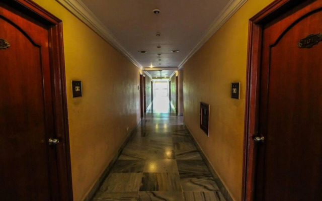 FabHotel Samrat Residency