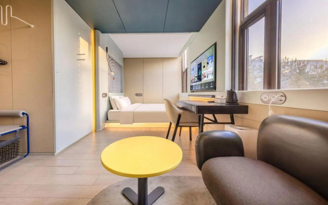 Atour X Hotel (798 Art Zone, Jiuxianqiao, Beijing)