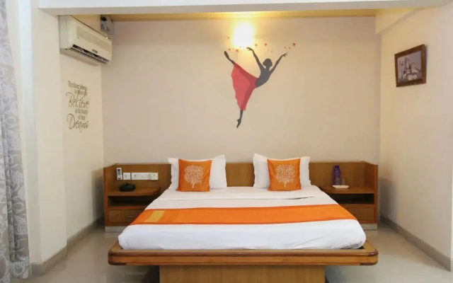 Aayush Corporate Stays by OYO Rooms
