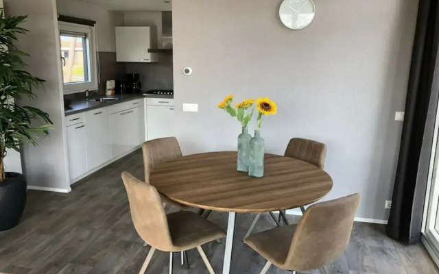Chalet With Dishwasher in the Green Kempen