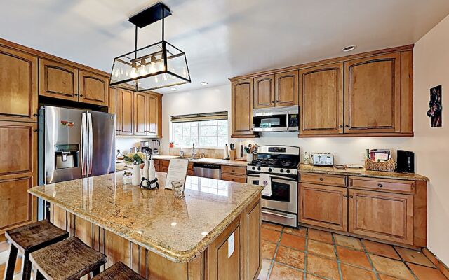 1670 Sonoma - 2 Br Home