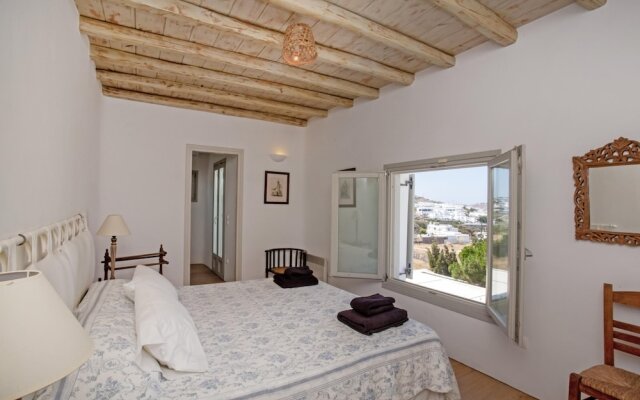 Baroness in Mykonos With 5 Bedrooms and 4 5 Bathrooms