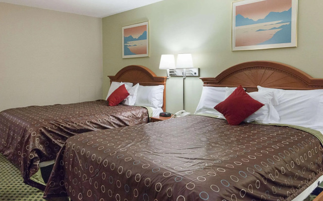 Rodeway Inn Milford - I-84