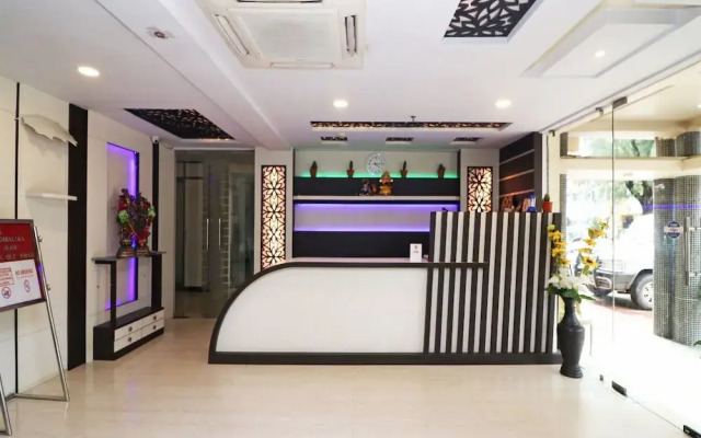 OYO 7054 Hotel Amabalika