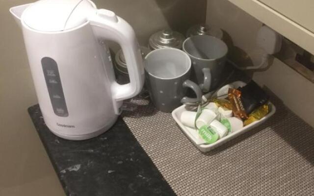 Private en-suite guestroom Ruthin