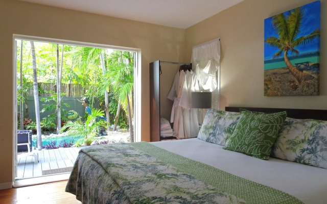 Suite Dreams Inn by the Beach