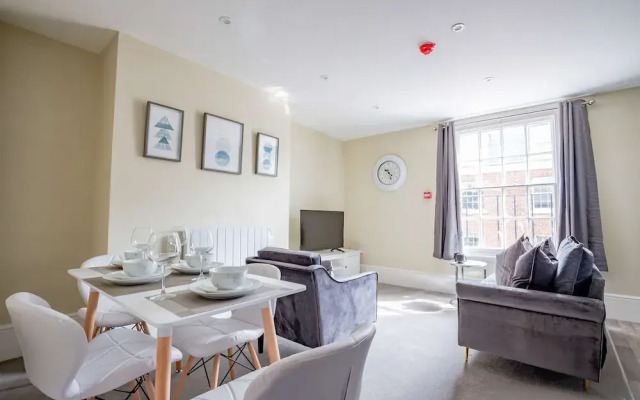 Host Stay Shaw Street Suite