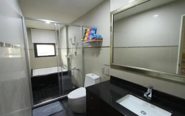 Fuga Royal Hall Homestay