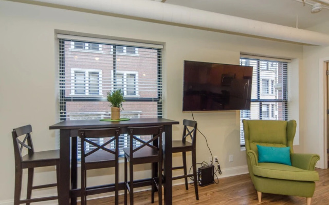 BOS002 2 Bedroom Apartment By Senstay