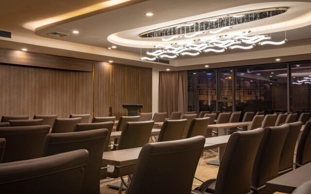 V Hotel Nha Trang