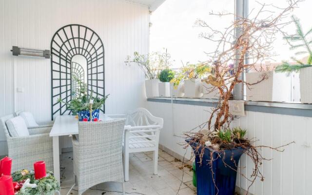 Id 6750 | Private Apartment