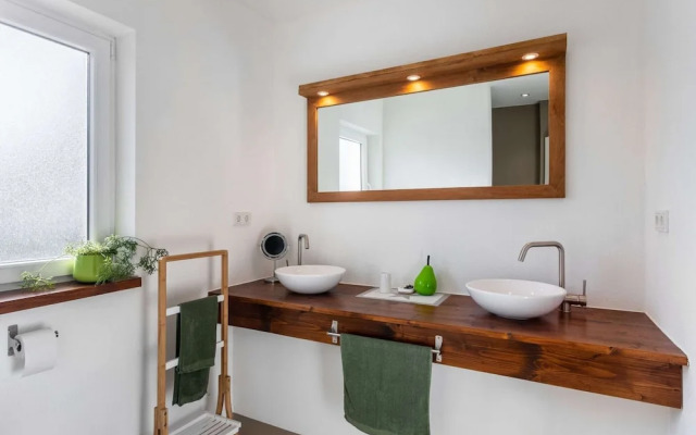 Snug Apartment in Birresborn With Garden