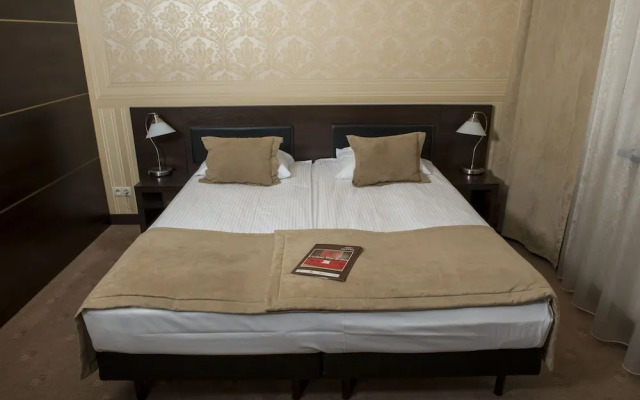 Hotel Iskierka Business & Spa