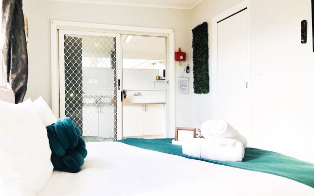 Charming Cottage at the Wines Hunter Valley – Guest Rooms – Cessnock