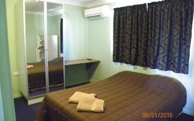 Mick's Accommodation Club