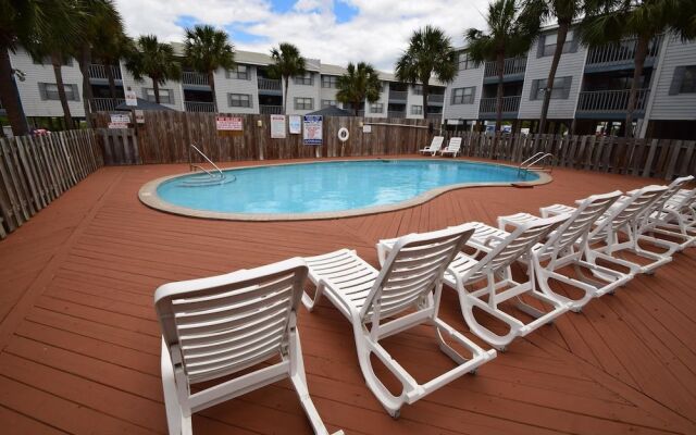 Lani Kai 227 by RedAwning