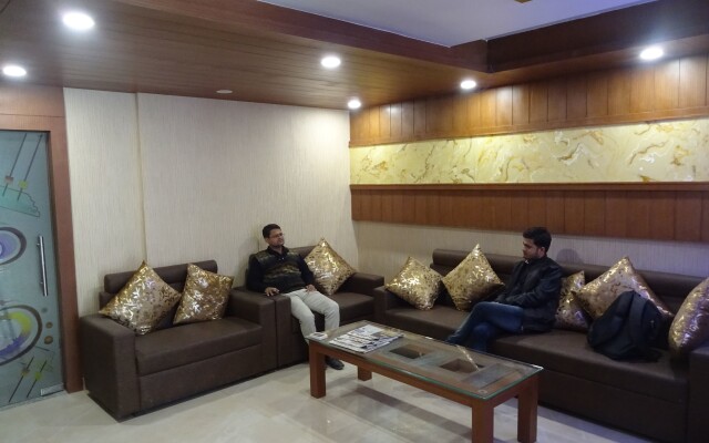 Hotel Shivoy Grand