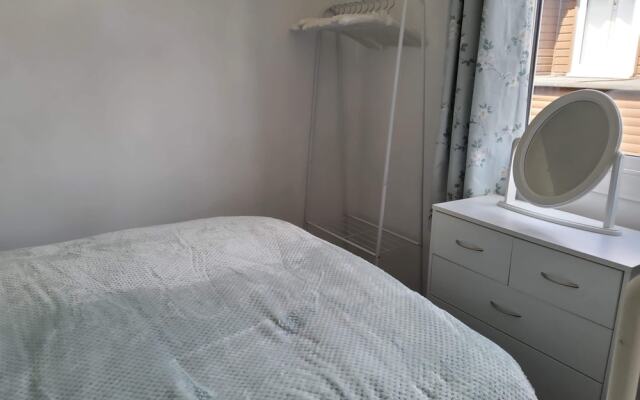 Lena's Place, Dogs Welcome Chalet Bridlington