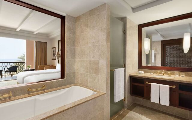 Shangri-La Al Husn, Muscat - Adults Only resort