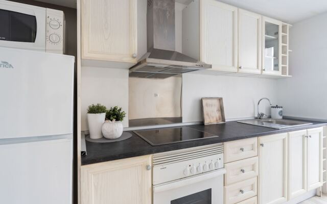 Swanky Apartment in Gandia With Swimming Pool