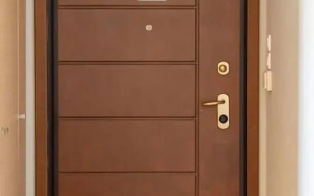 Cozy top Floor Flat Petralona