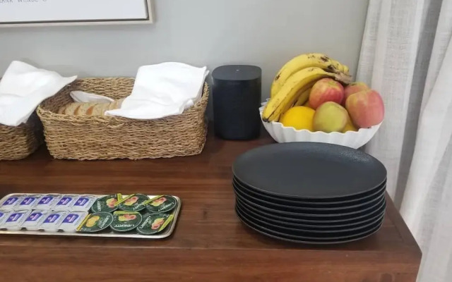 The Leslie - Bed & Breakfast