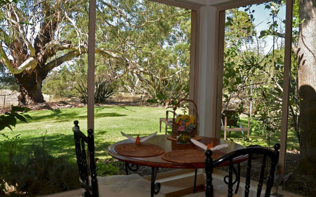 Adelaide Hills Retreats