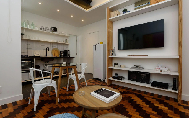 2 quartos a 200m da Praia de Ipanema | PM 730/203