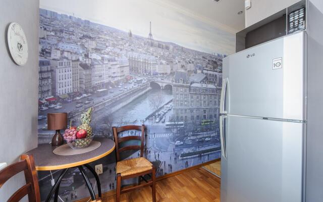 Apartments on Independence Avenue 42