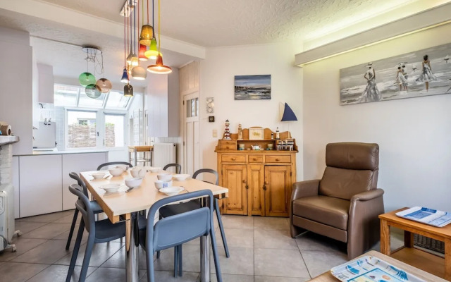 House Relax Centrally Located in Koksijde