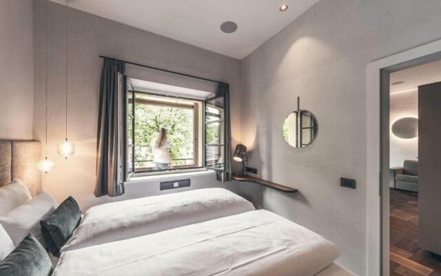 Apartment 901
