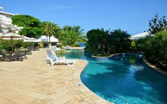 Tropikist Beach Hotel & Resort