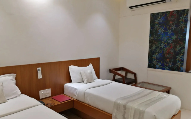 Vintage Hotel