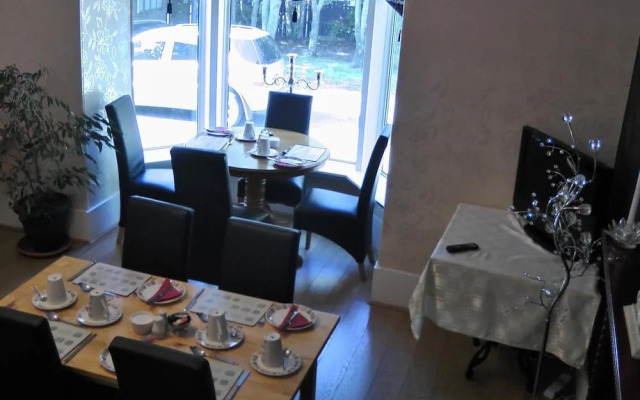 Station View Guest House