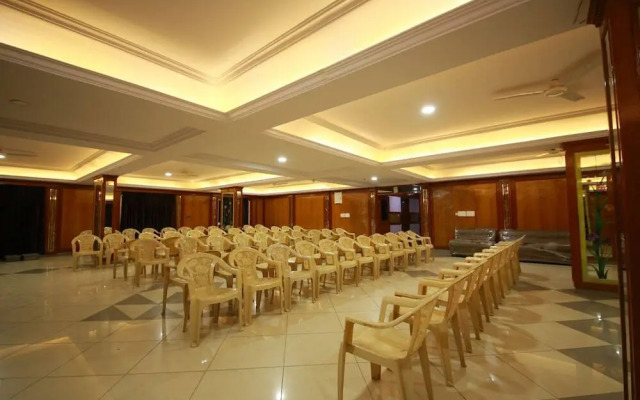 Hotel Chetan International by OYO Rooms