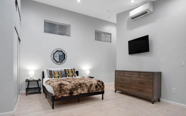 Walefield by Avantstay Mid-wilshire Home + Pool