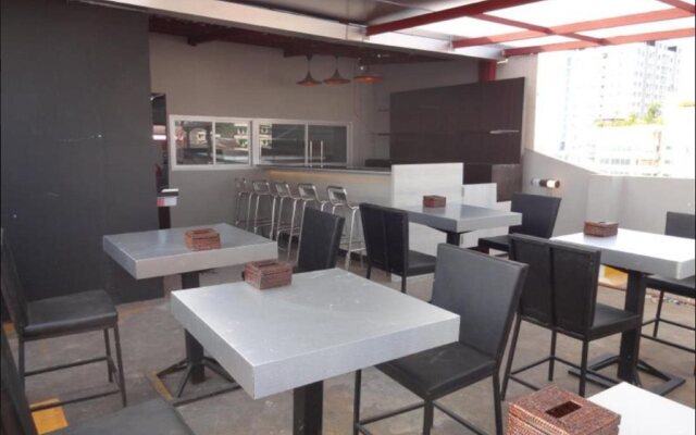 Hotel Mila Noa