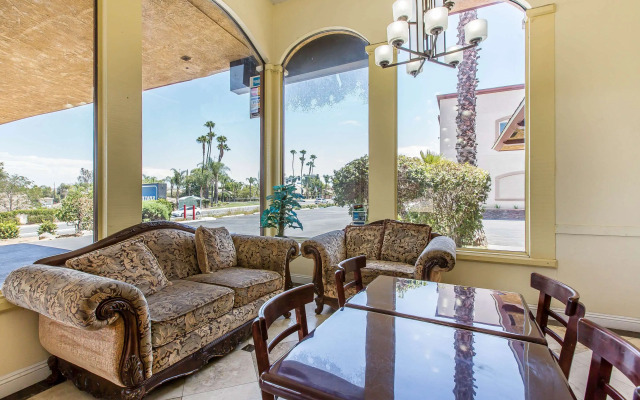 Rodeway Inn & Suites Canyon Lake-Menifee West