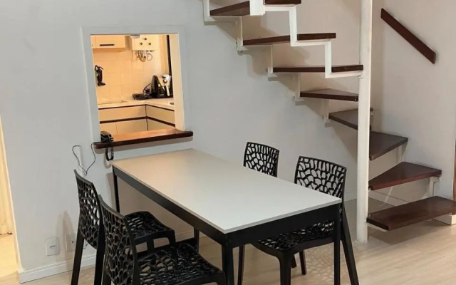 Duplex 5 Minutes From the Beach